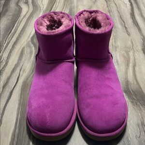 Women's Purple Ugg Boots Mini size 8 no box